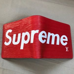 Supreme Louis Vuitton wallet
